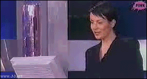 Reporter_faints